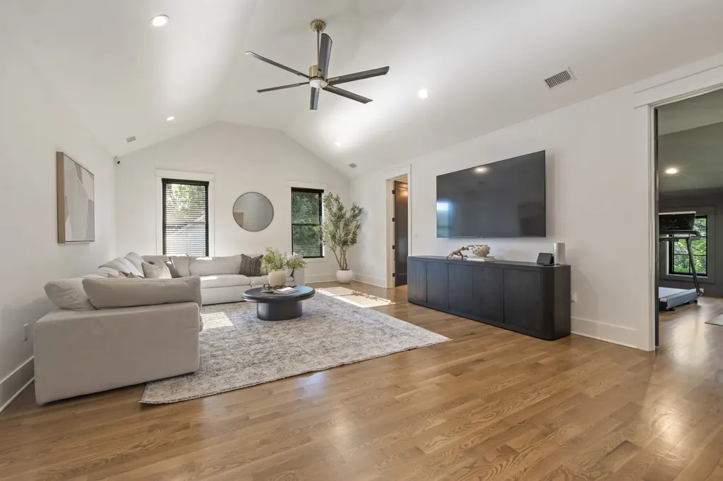 935 Battery Lane Nashville TN 37220
