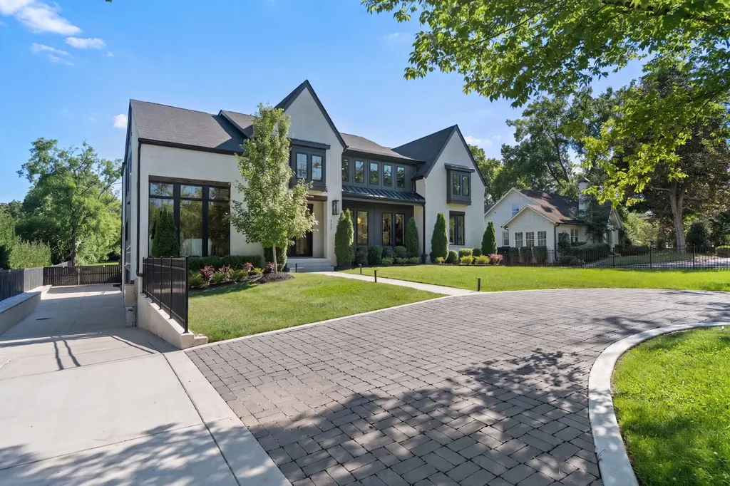 935 Battery Lane Nashville TN 37220