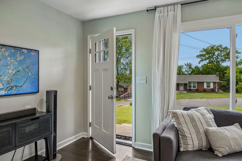 106 Gardendale Drive Columbia TN 38401
