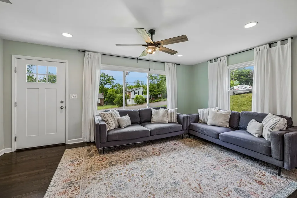 106 Gardendale Drive Columbia TN 38401