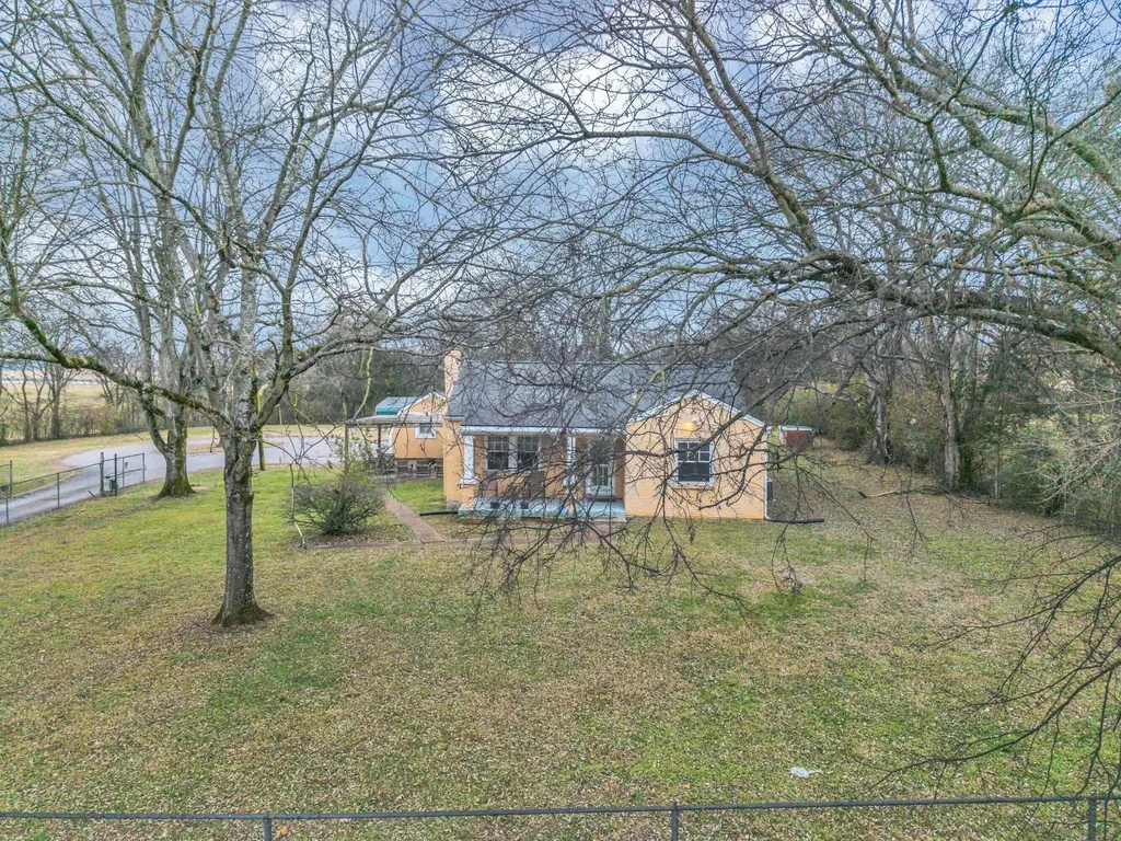 3200 Knight Drive Nashville TN 37207