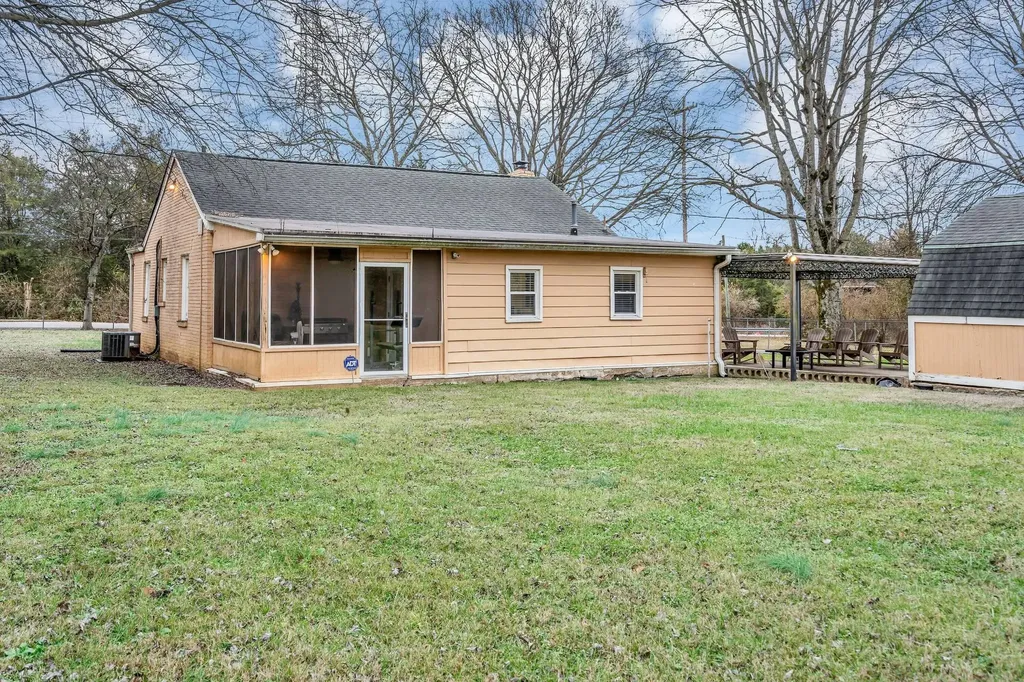 3200 Knight Drive Nashville TN 37207