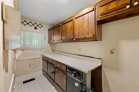 9114 Harrison Bay Road Harrison TN 37341
