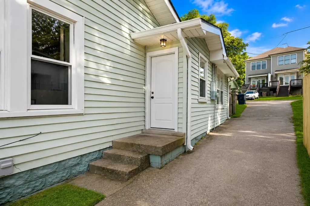 1110 Douglas Avenue Nashville TN 37206