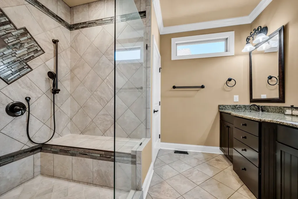 533 Summit View Circle Clarksville TN 37043