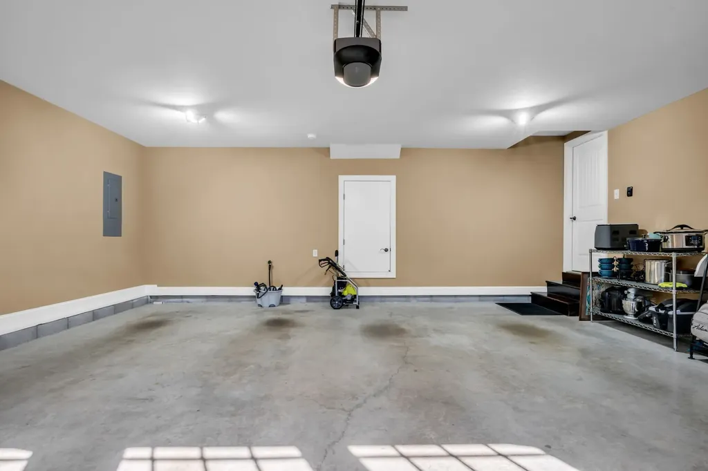 533 Summit View Circle Clarksville TN 37043