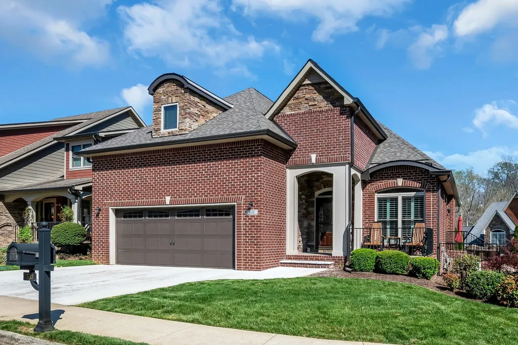 533 Summit View Circle Clarksville TN 37043