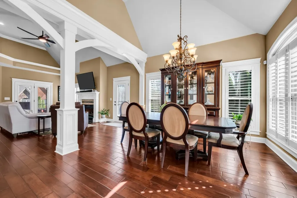 533 Summit View Circle Clarksville TN 37043