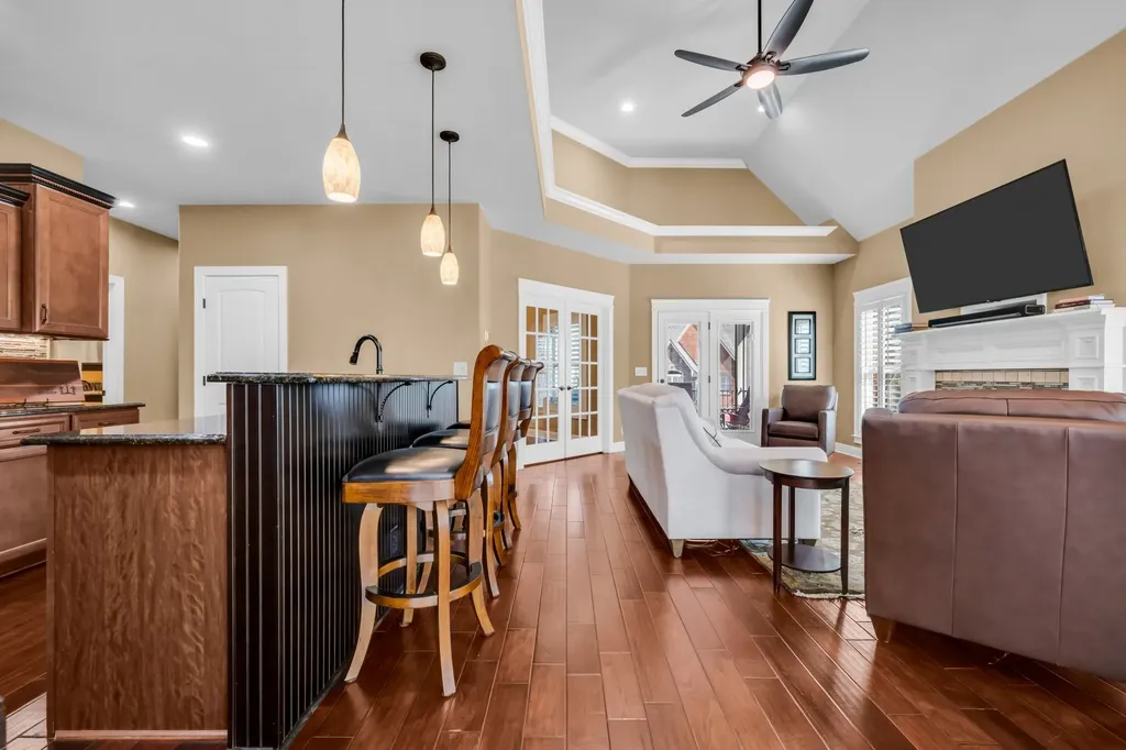 533 Summit View Circle Clarksville TN 37043