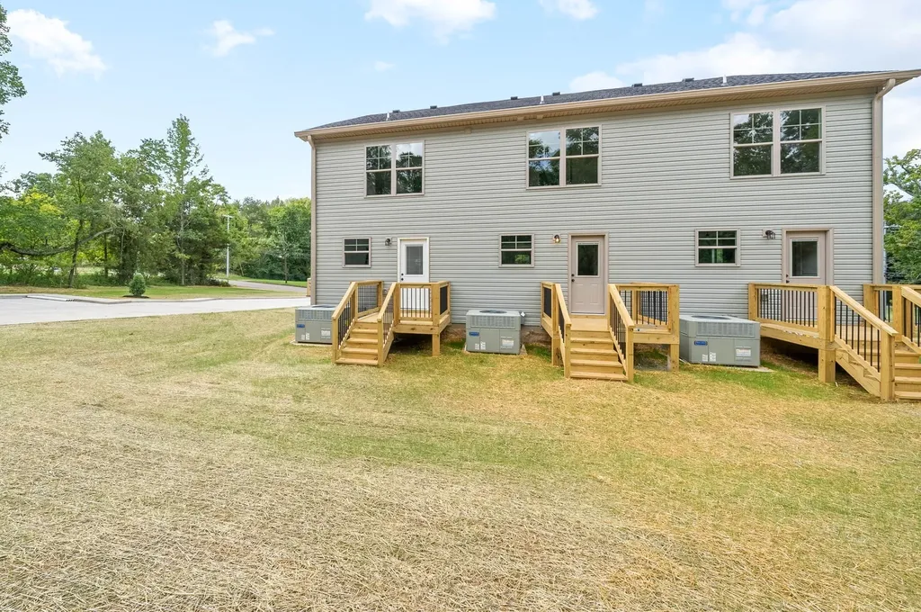 925 Greenwood Avenue Clarksville TN 37040