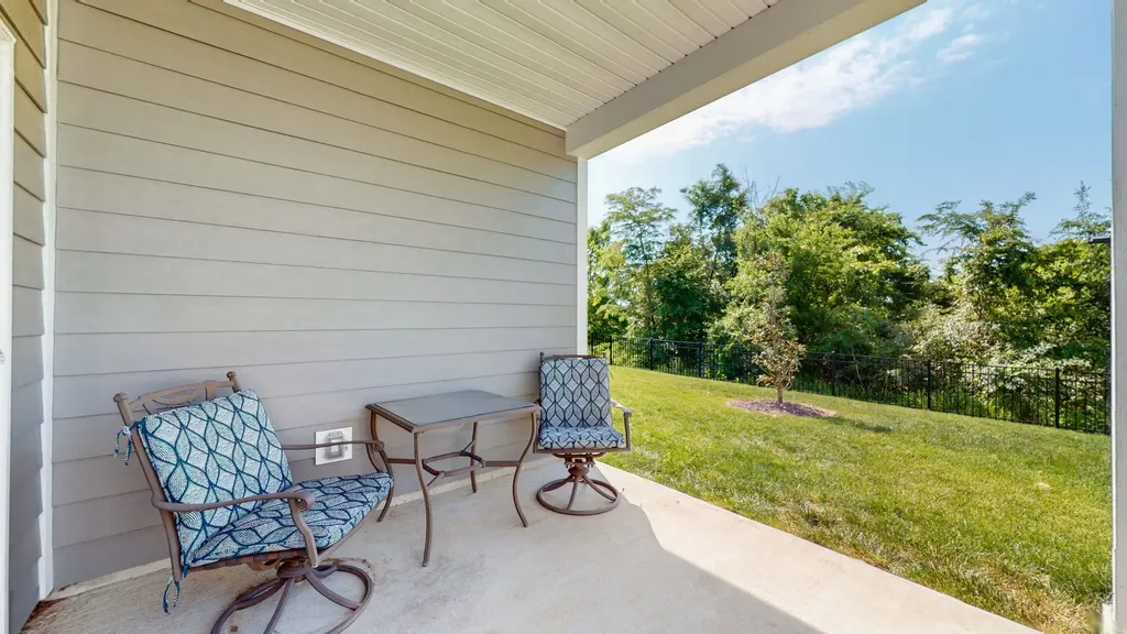 1248 Dutch Peak Lebanon TN 37090