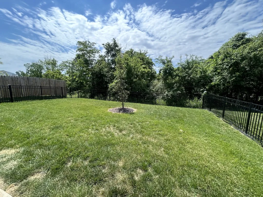 1248 Dutch Peak Lebanon TN 37090