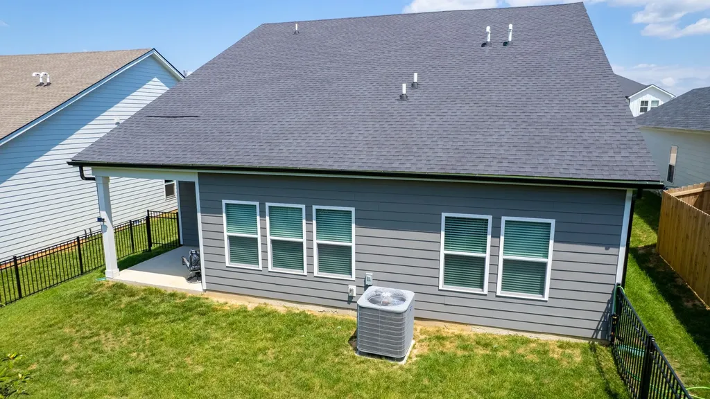1248 Dutch Peak Lebanon TN 37090