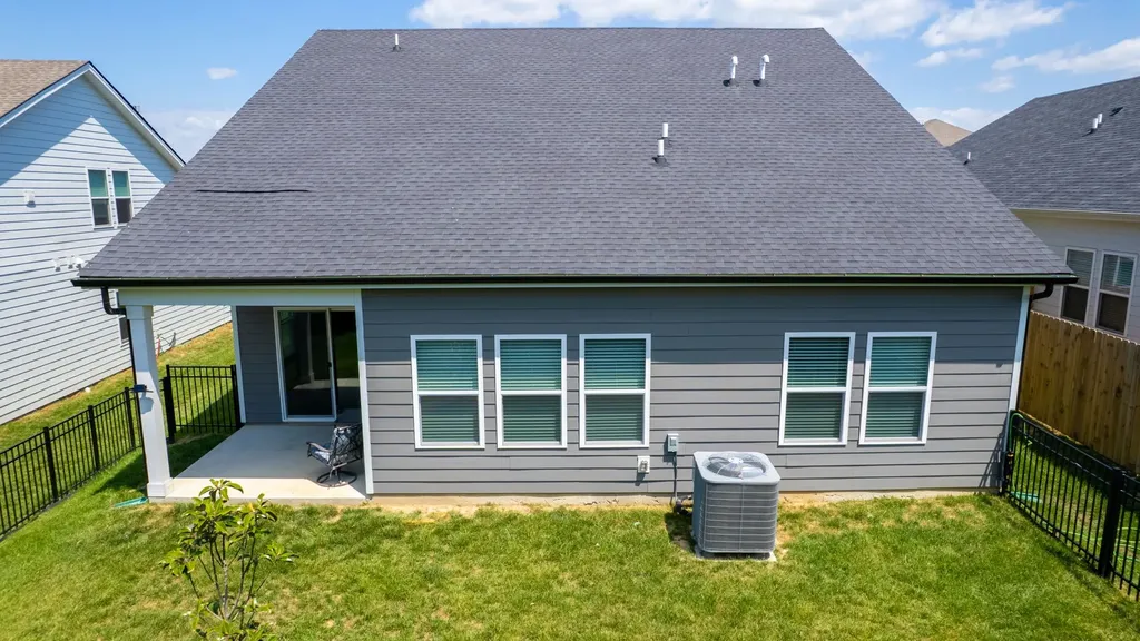 1248 Dutch Peak Lebanon TN 37090