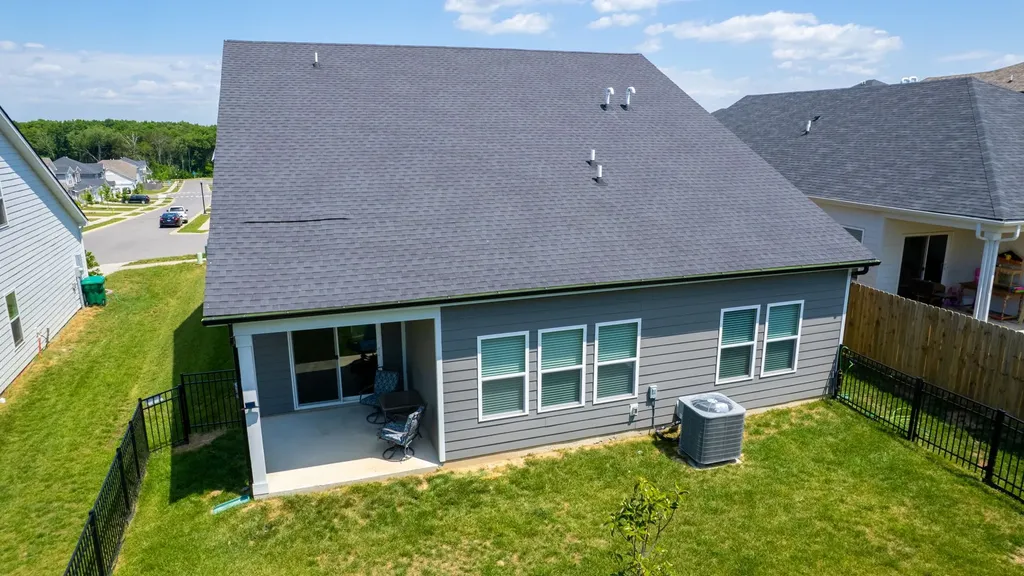 1248 Dutch Peak Lebanon TN 37090