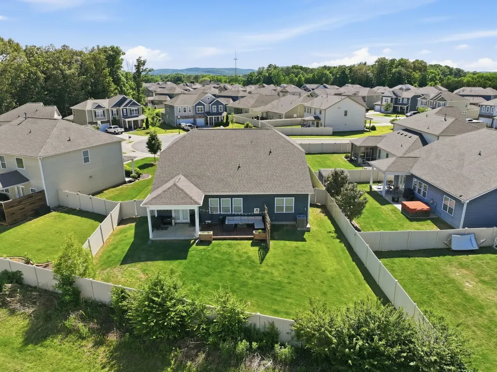 1110 Locus Lane Murfreesboro TN 37128