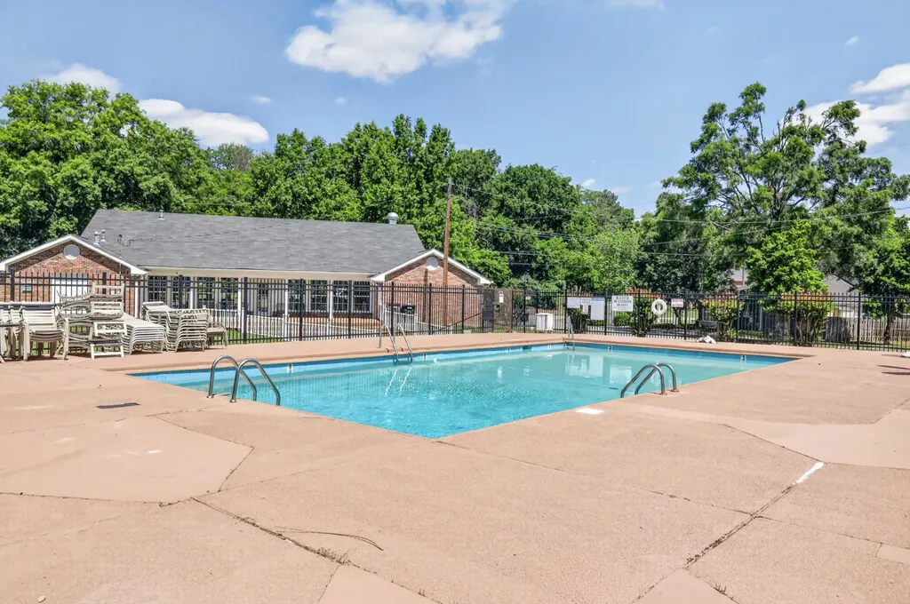 5601 Country Drive Nashville TN 37211