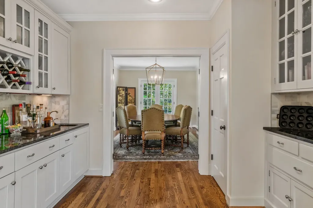 1724 Green Hills Drive Nashville TN 37215