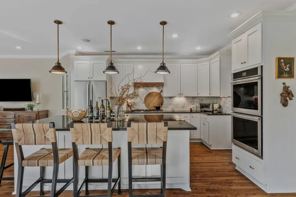 1724 Green Hills Drive Nashville TN 37215