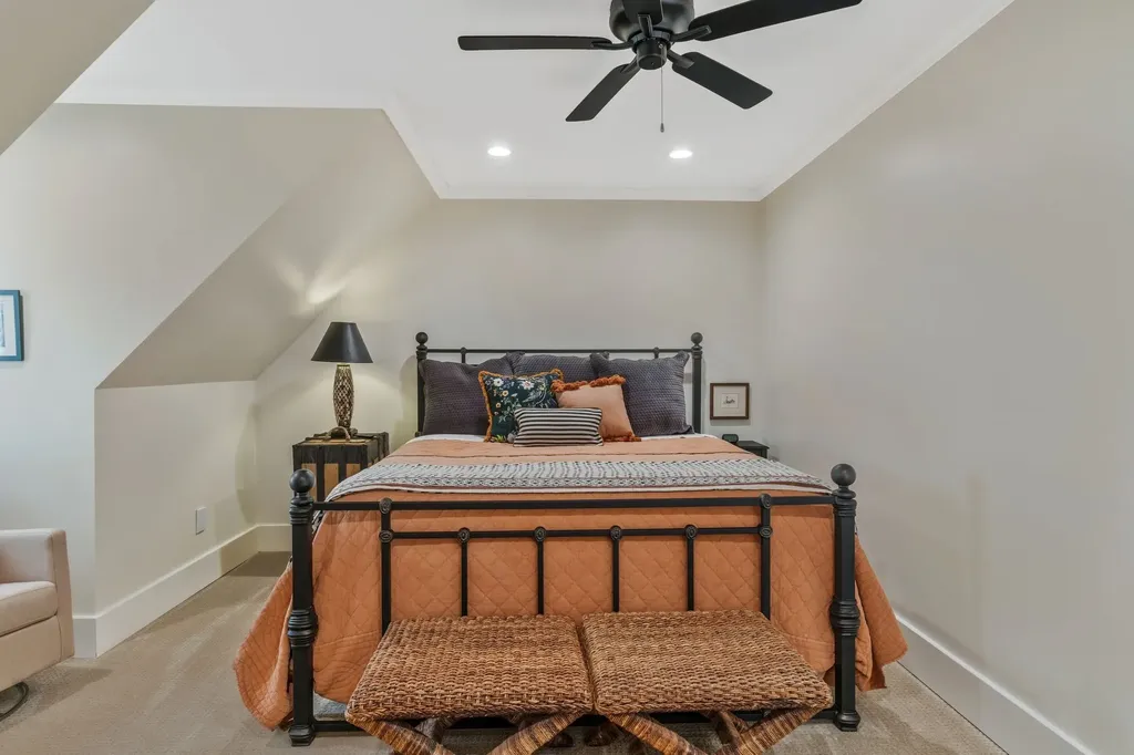 1724 Green Hills Drive Nashville TN 37215