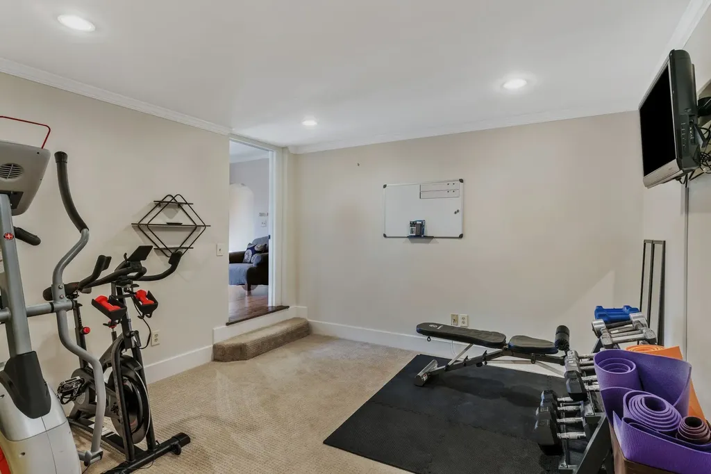 1724 Green Hills Drive Nashville TN 37215