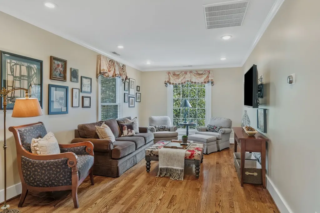 1724 Green Hills Drive Nashville TN 37215