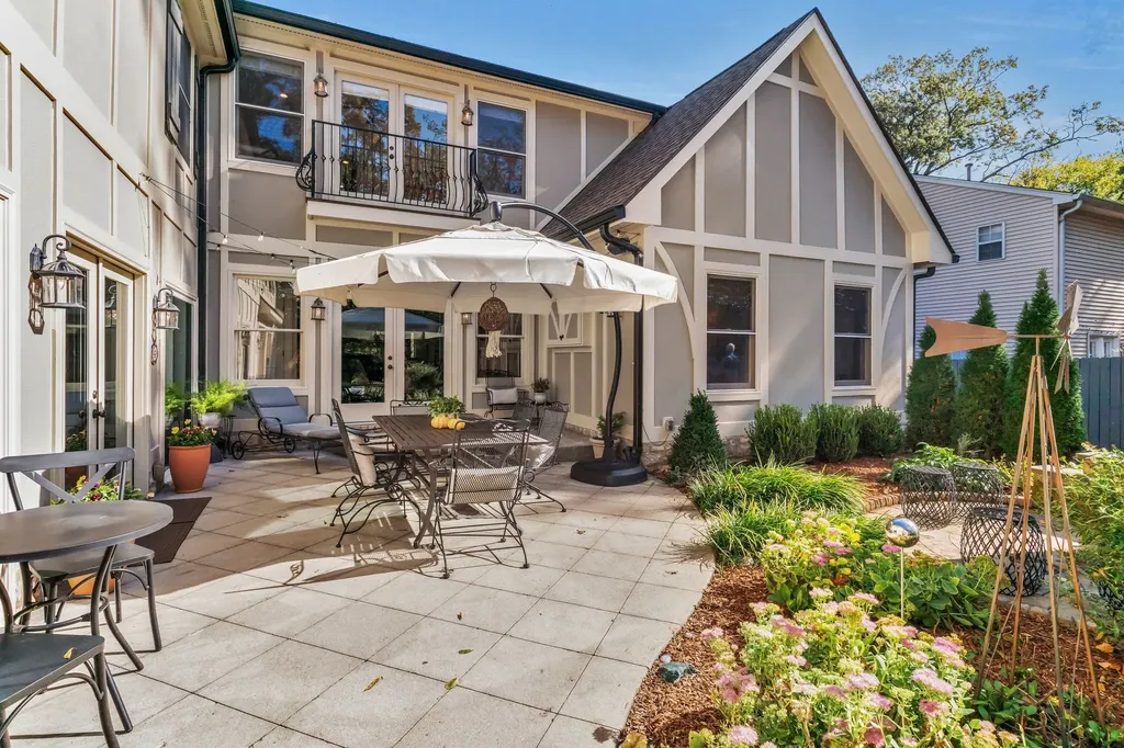 1724 Green Hills Drive Nashville TN 37215