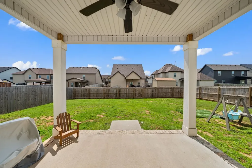 1429 Kingbird Drive Clarksville TN 37040