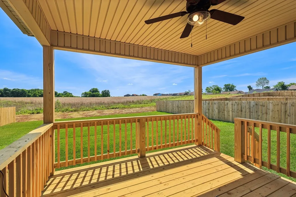 355 Hereford Farms Clarksville TN 37043