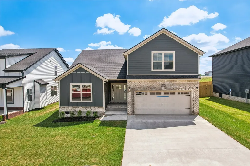 355 Hereford Farms Clarksville TN 37043