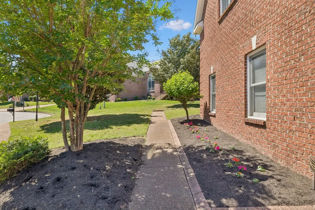 1409 Johns Meadows Cove Hermitage TN 37076