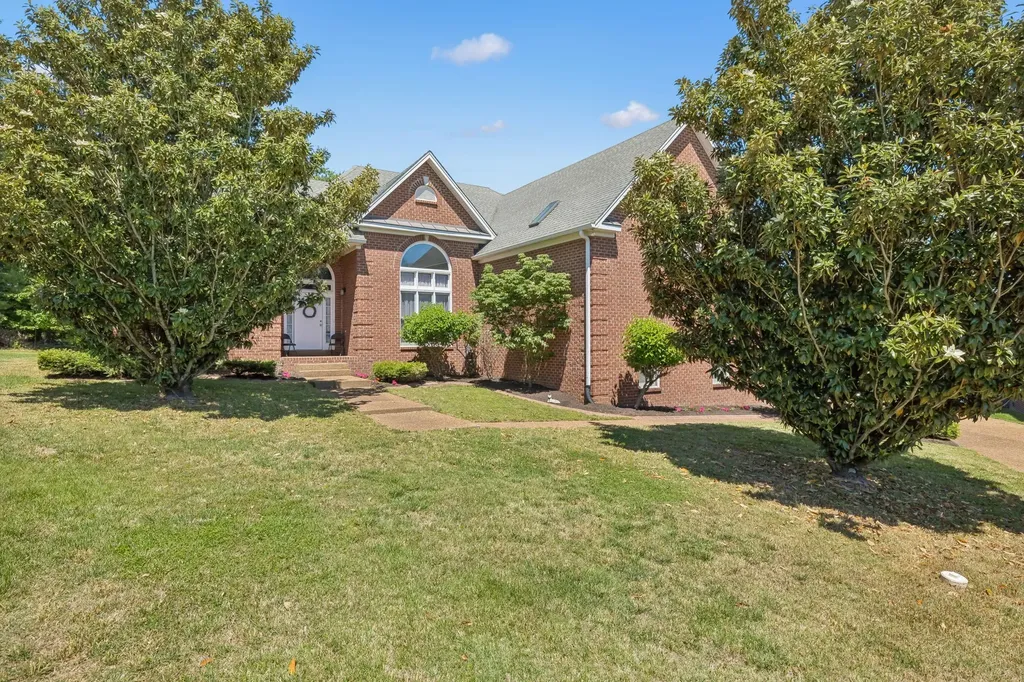 1409 Johns Meadows Cove Hermitage TN 37076