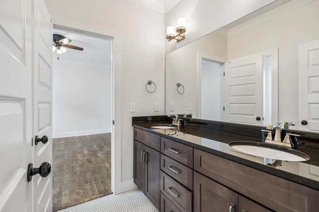 2158 Byrum Avenue Nashville TN 37203