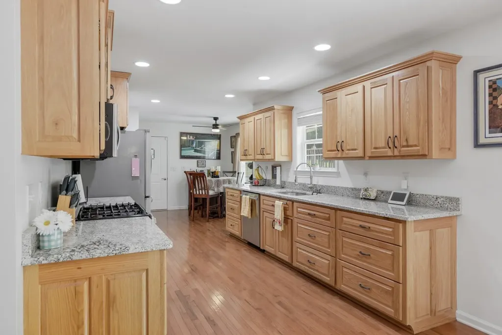 1555 Heller Ridge Spring Hill TN 37174