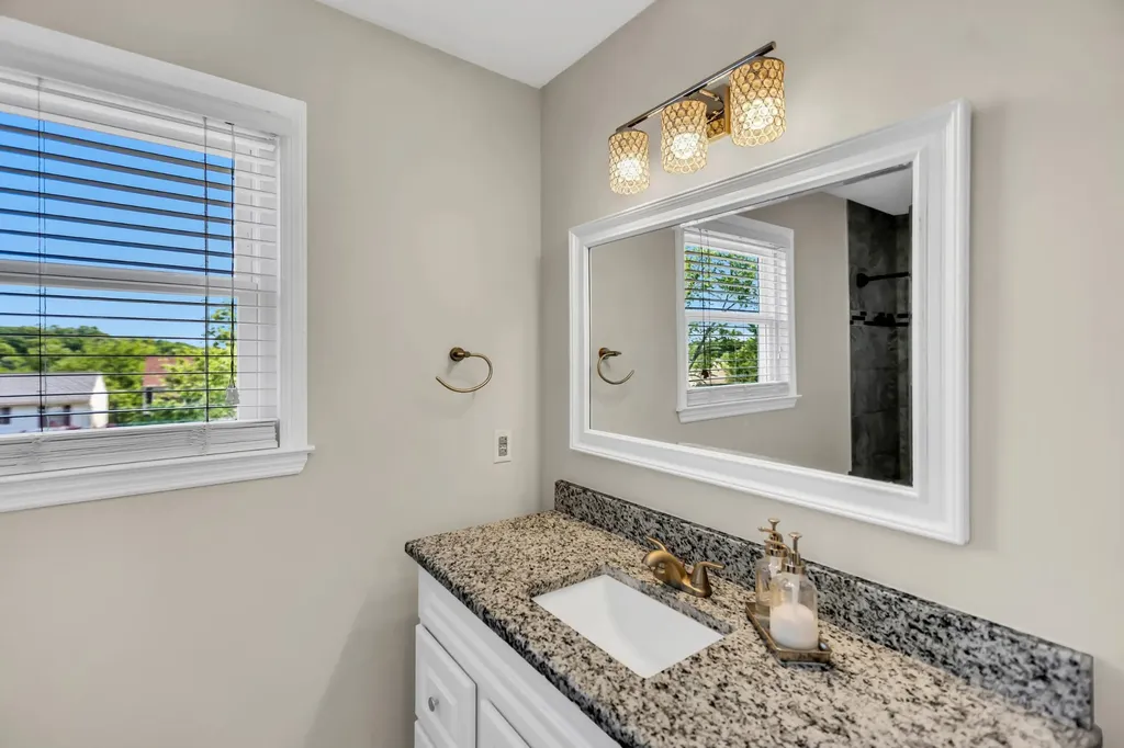 107 Maple Way, N Hendersonville TN 37075