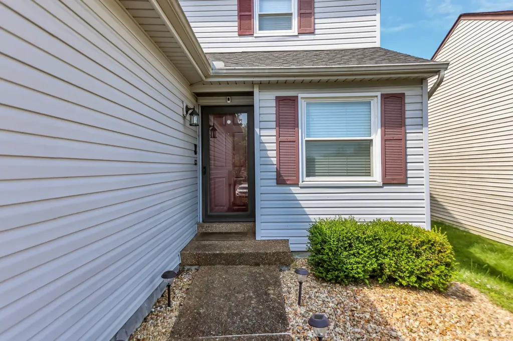 107 Maple Way, N Hendersonville TN 37075