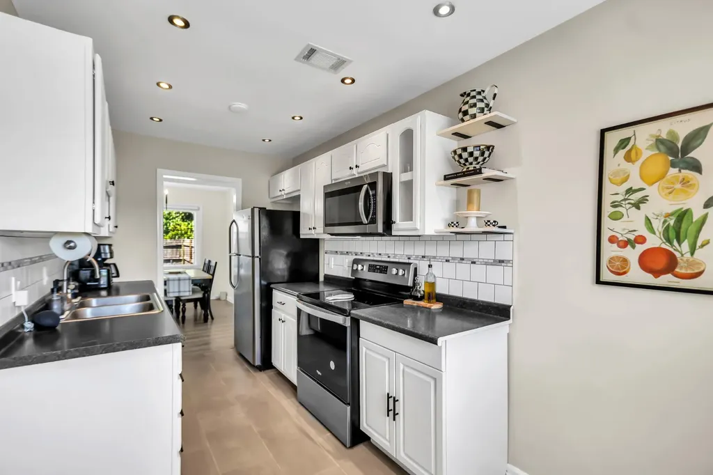 107 Maple Way, N Hendersonville TN 37075