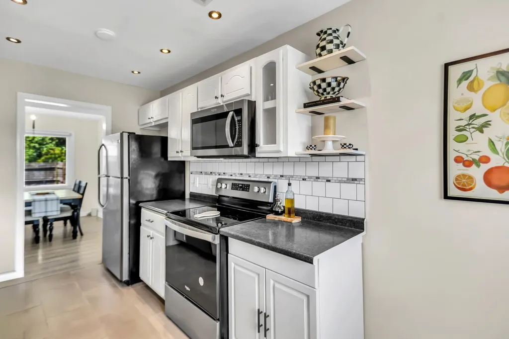 107 Maple Way, N Hendersonville TN 37075