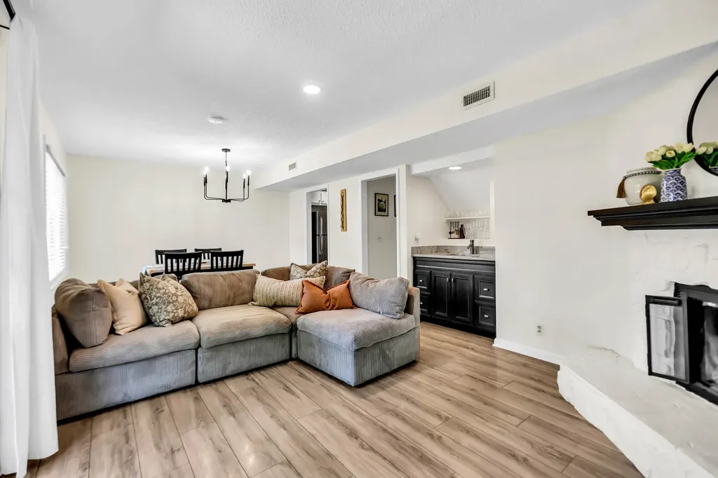 107 Maple Way, N Hendersonville TN 37075