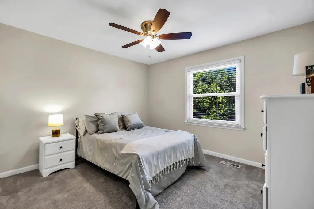 107 Maple Way, N Hendersonville TN 37075