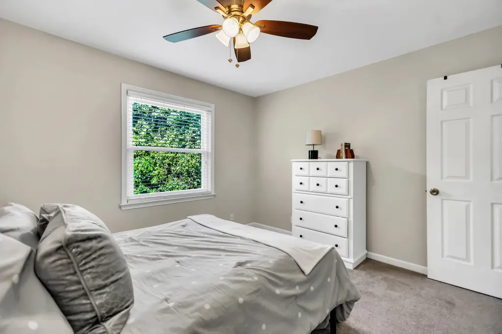 107 Maple Way, N Hendersonville TN 37075