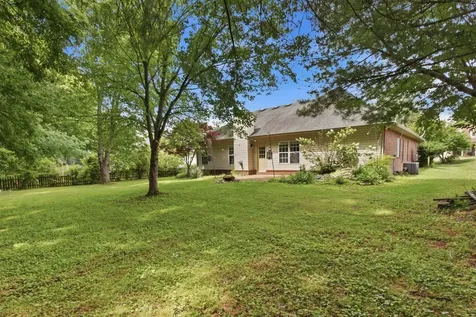 2646 Churchill Drive Thompsons Station TN 37179
