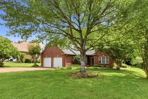 2646 Churchill Drive Thompsons Station TN 37179