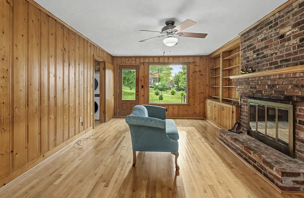 208 Trahern Lane Clarksville TN 37040
