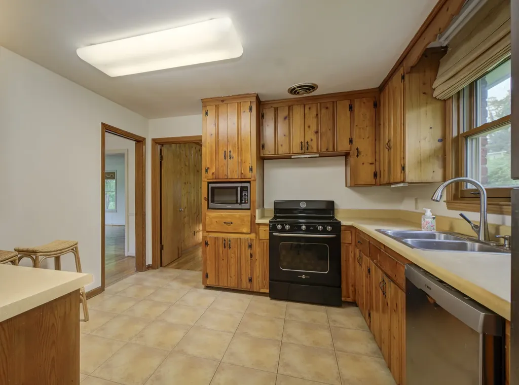 208 Trahern Lane Clarksville TN 37040