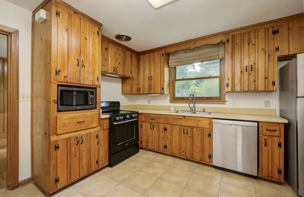 208 Trahern Lane Clarksville TN 37040