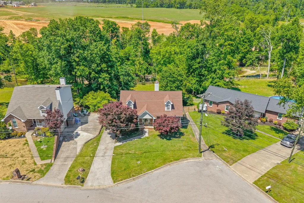 159 Whitehall Drive Clarksville TN 37042