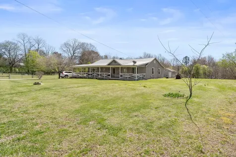 28 Old Eastbrook Road Estill Springs TN 37330