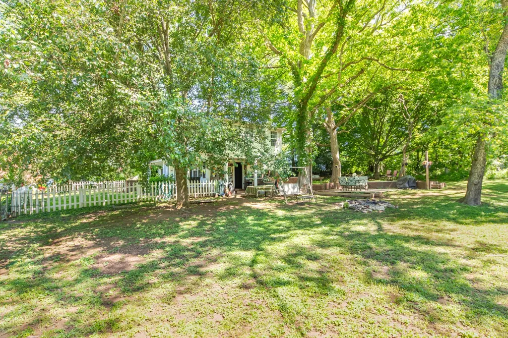1558 Santa Fe Pike Columbia TN 38401