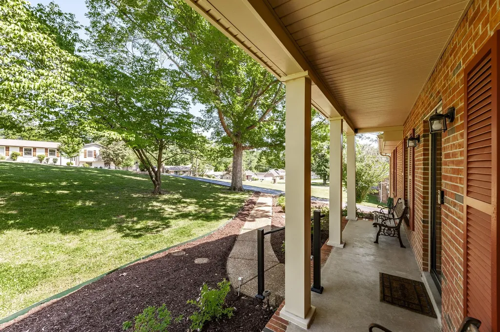 131 Honeysuckle Drive Hendersonville TN 37075